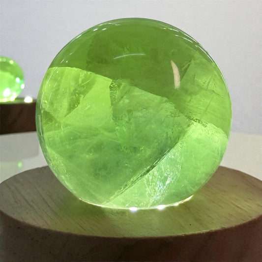 Grüner Apfel Fluorite Kugel