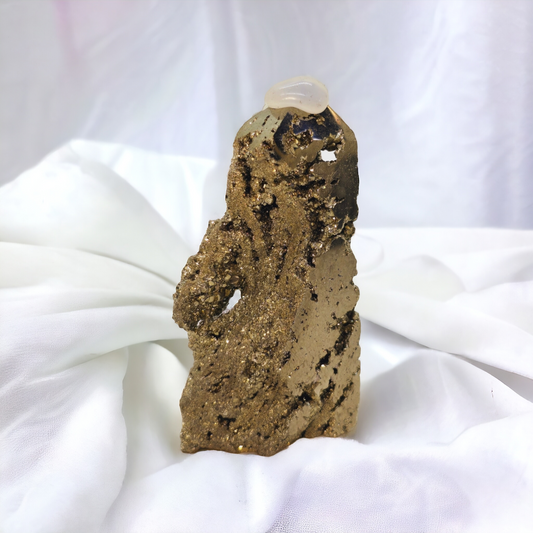 Pyrit Druzy Turm