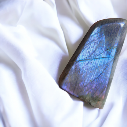 Labradorite Freiform